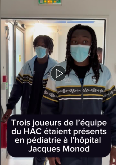 ⚽ 🏥 Avez-vous reconnu les trois joueurs du HAC Athletic Club présents en Pédiatrie au GHH ? 😊