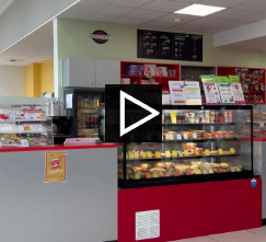 🌿🍽️ Avez-vous remarqué les pauses gourmandes plus responsables à la cafétéria du GHH ? 🎥 L&rsquo;équipe vous présente les nouveautés !