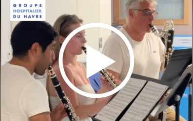 đ”Une parenthĂšse musicale au cĆur de lâunitĂ© dâOncologie-HĂ©matologie de lâhĂŽpital Jacques Monod du GHH